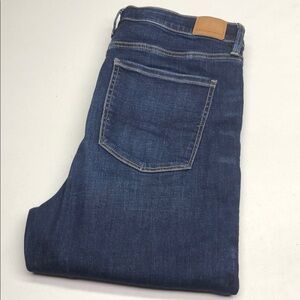 LIKE NEW AMERICAN EAGLE SUPER HIGH-RISE JEGGING JEANS 14/32x28 ⭐️